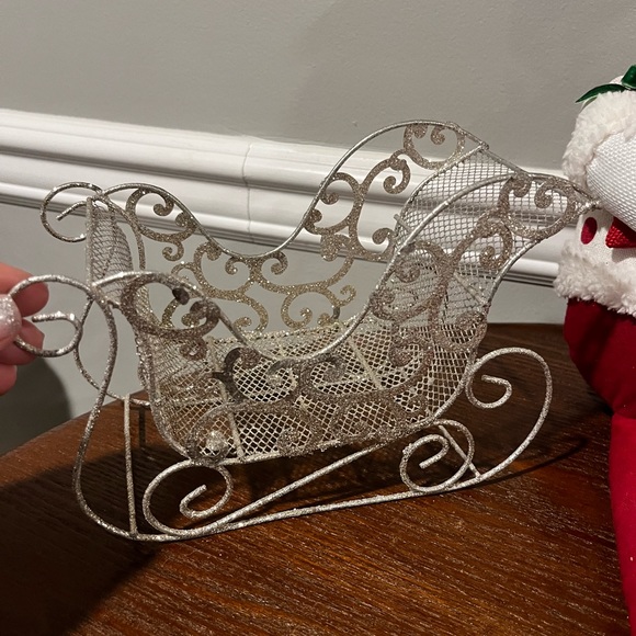 4 Piece Holiday Set - Gold Tree & Sleigh Snowflake cookie cutter holiday spatula - Picture 2 of 5